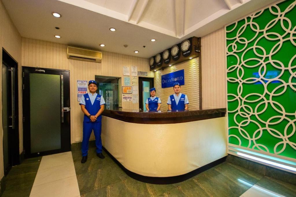 Hotel Dream World Araneta Cubao Quezon City Zewnętrze zdjęcie